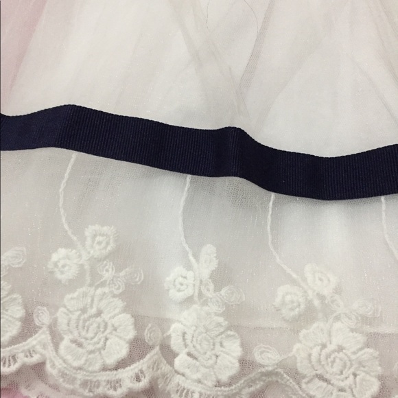 Frock size 4 - Picture 3 of 6